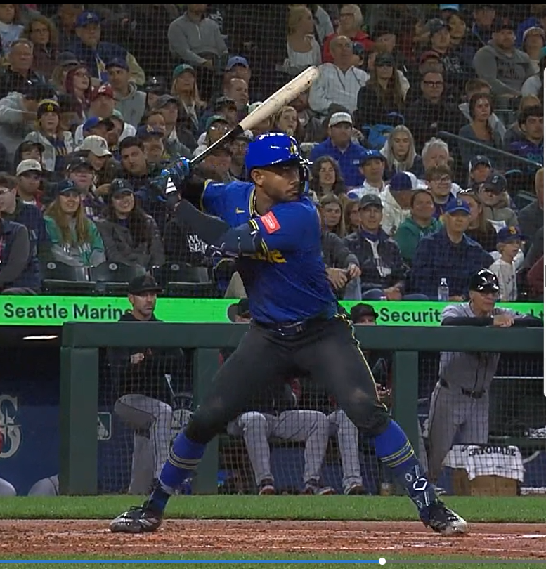 Julio HR stance.png